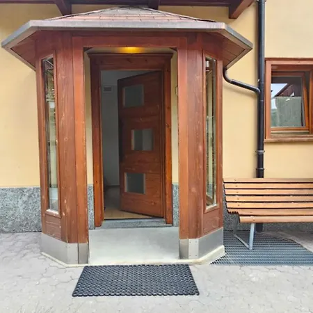 Giglio Della Montagna Daire *